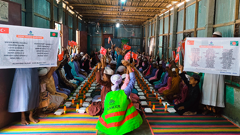 Bangladeş Mirac Kandili Sadakası